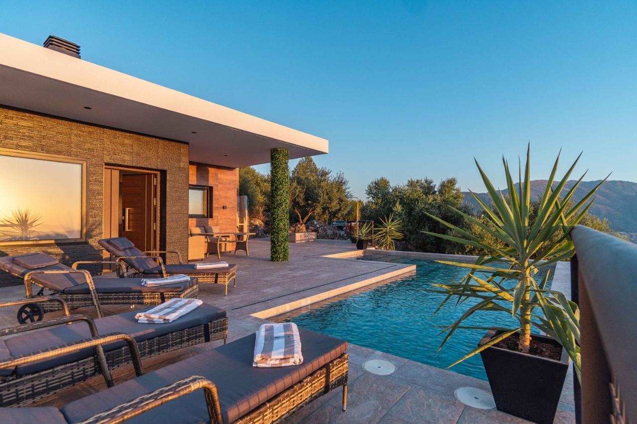Villa Fahrenheit El Gastor Exterior photo